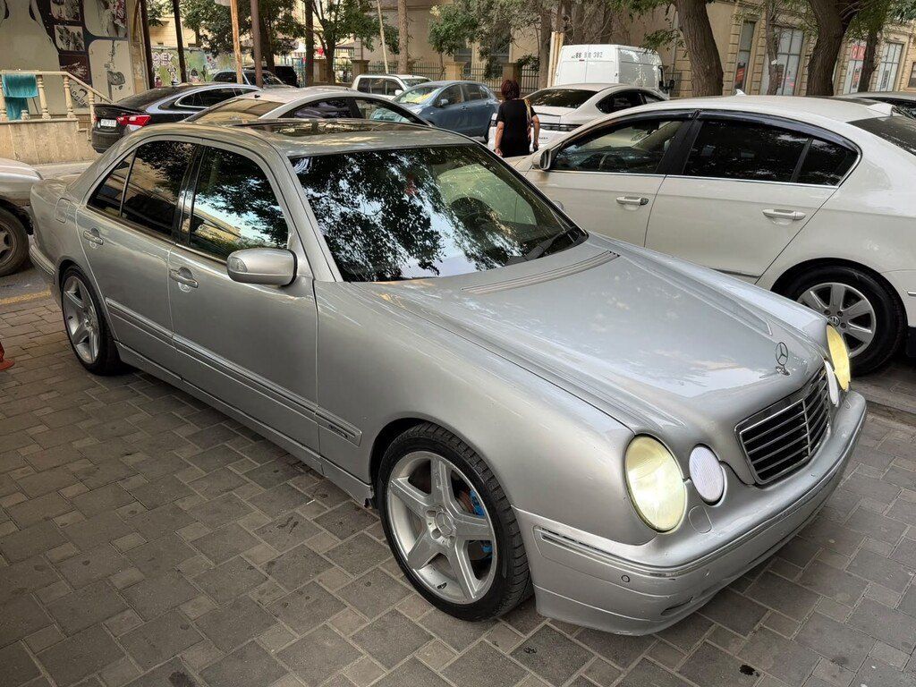 Mercedes E 320, 3.2 L, 2000 il, 450 000 km — Avtomobillər, Bakı (5)