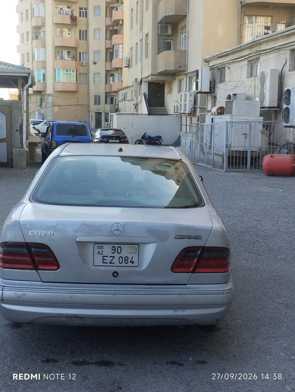 Mercedes E 320, 3.2 L, 2001 il, 495 000 km 77-NV-936 — Avtomobillər, Bakı (9)