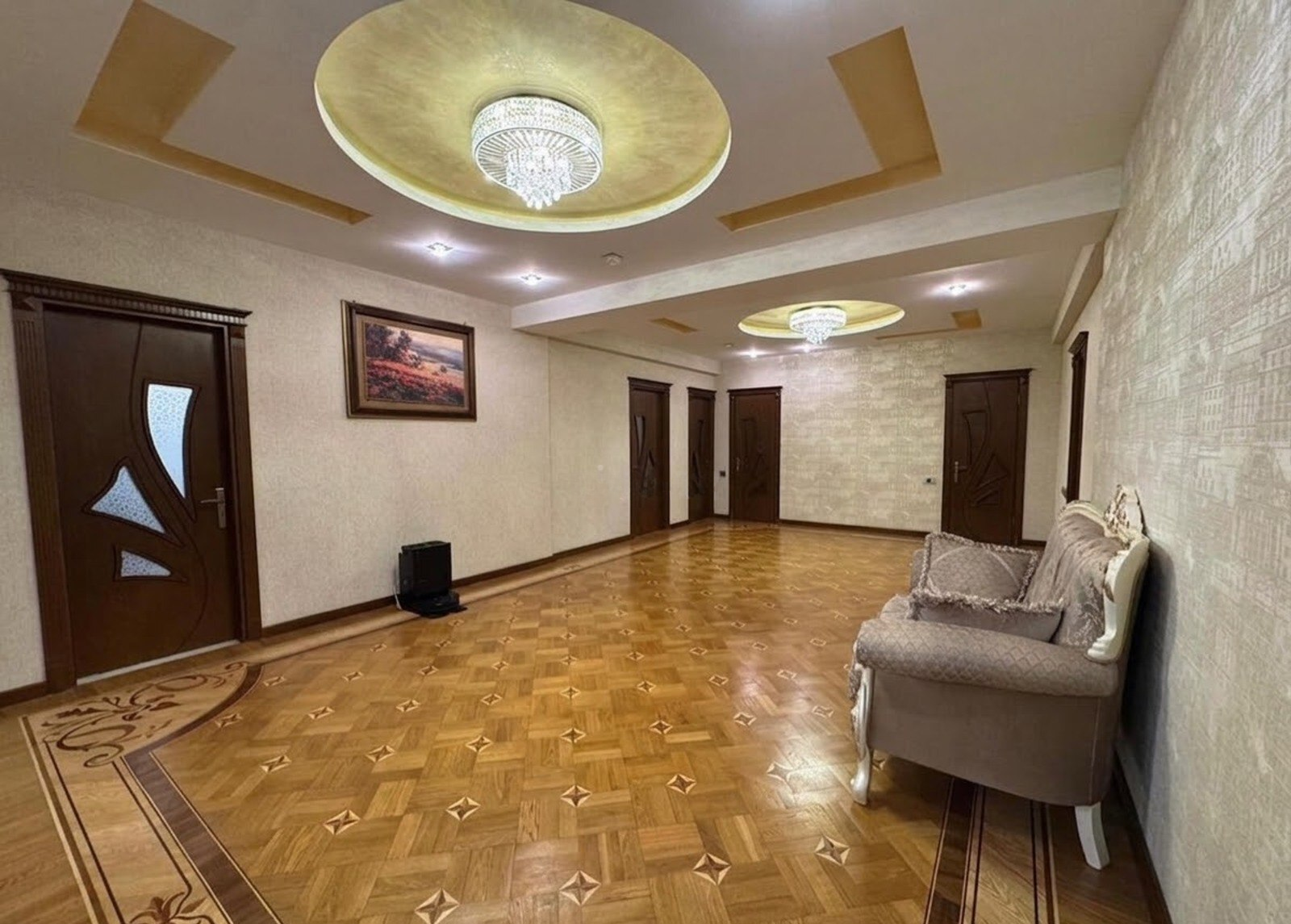 4 otaqlı mənzil 240 m² satılır — Bakı