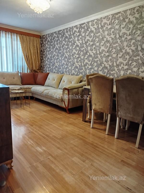Satılır 2 otaqlı Bina evi menzil (Köhnə tikili), 50 m², 8-ci mikrorayon — Mənzil, Sumqayıt