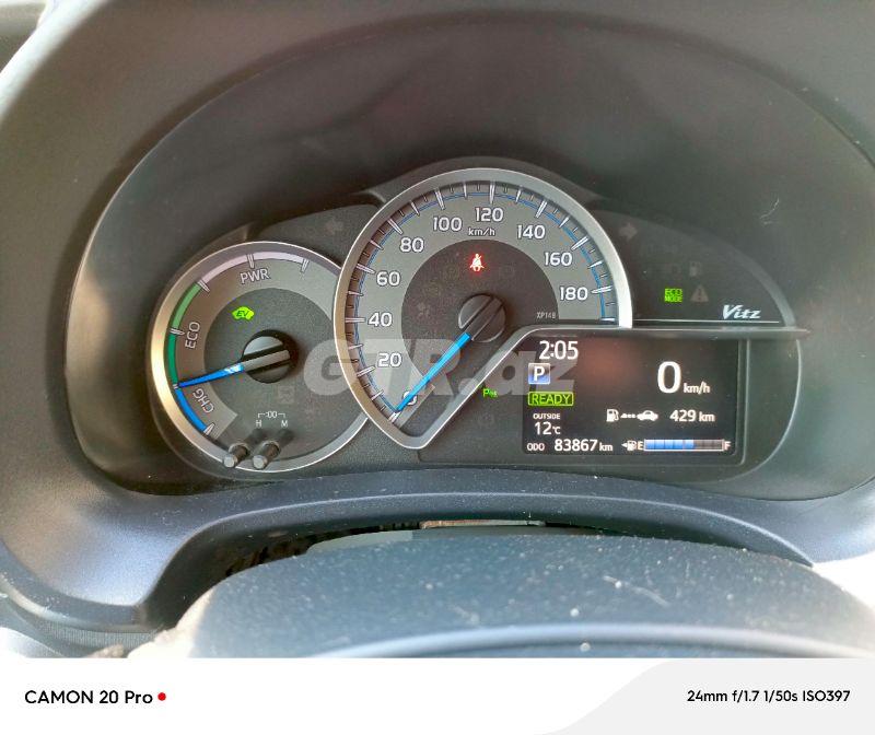 Toyota Vitz 1.5 L, 2018, 86 455 km 77-UL-154 — Avtomobillər, Bakı (4)