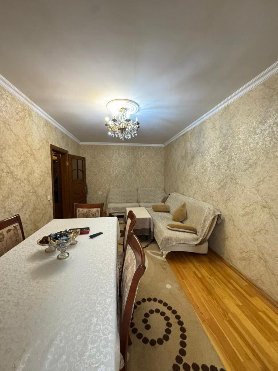 Satılır 4 otaqlı köhnə tikili 85 m² — Mənzil, Bakı (2)