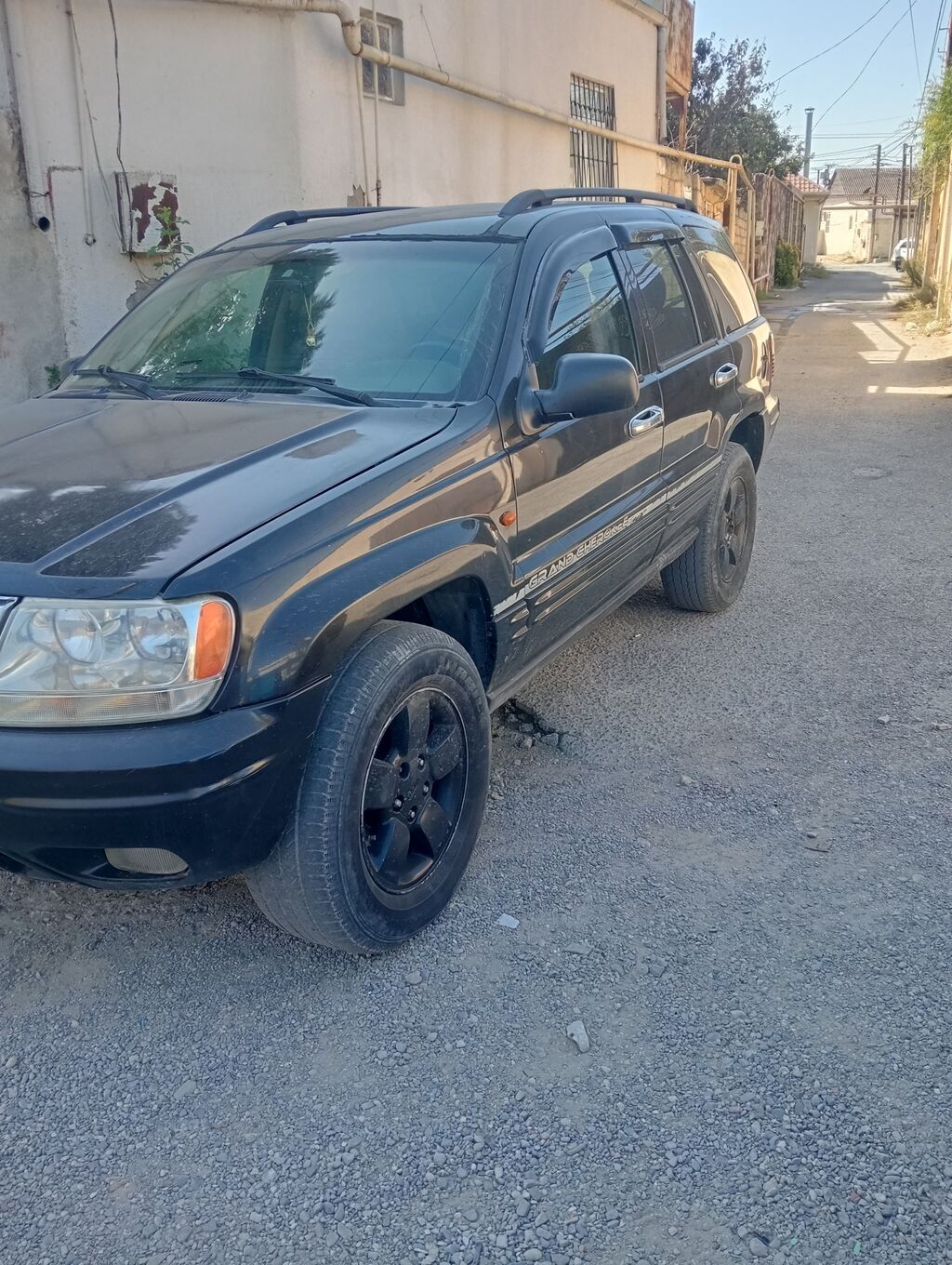 Jeep Grand Cherokee: 2.7 l 2003 il Ofrouder/SUV 50-EE-426 — Avtomobillər, Digah (4)