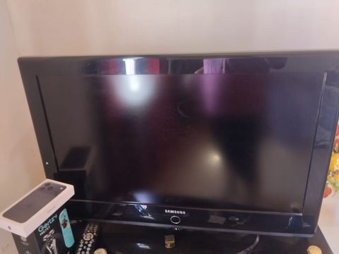 Məhsul: 3 ədəd televizor paketi 1) Samsung Lcd/led televizor Qara — Bakı