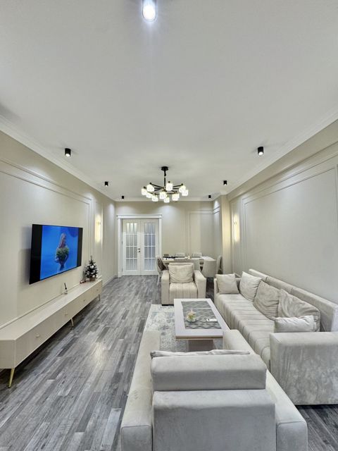 Satılır 2 otaqlı yeni tikili 92 m² — Bakı