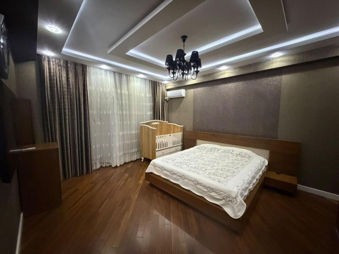 İcarəyə verilir 4 otaqlı yeni tikili 195 m² — Mənzil, Bakı (7)