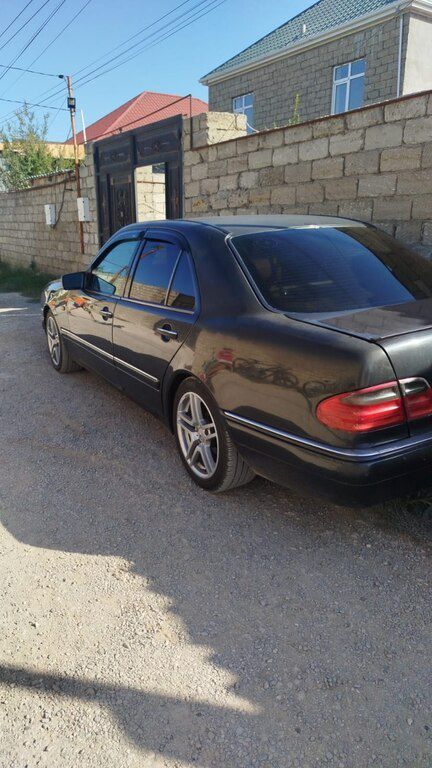 Mercedes E 230, 2.3 L, 1996 il, 350 000 km — Avtomobillər, Bakı (8)