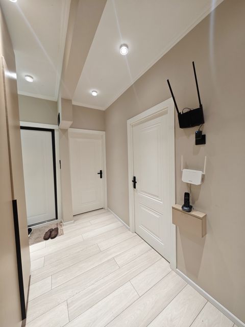 Satılır 4 otaqlı köhnə tikili 110 m² — Bakı