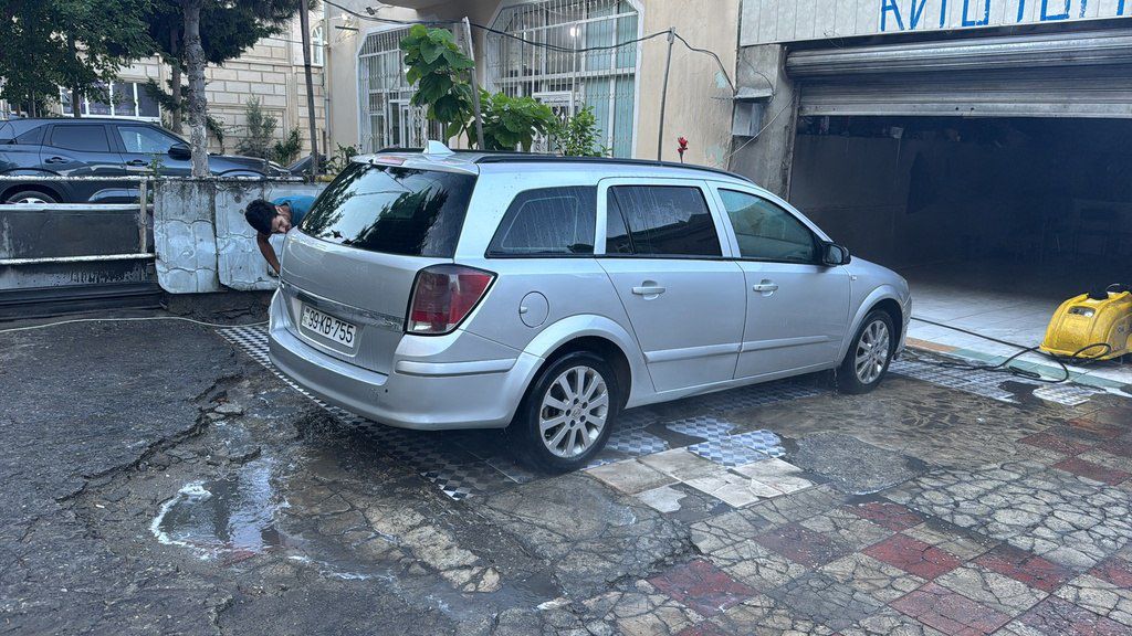 Opel Astra, 1.9 L, 2005 il, 358 648 km 99-KB-755 — Avtomobillər, Bakı (5)