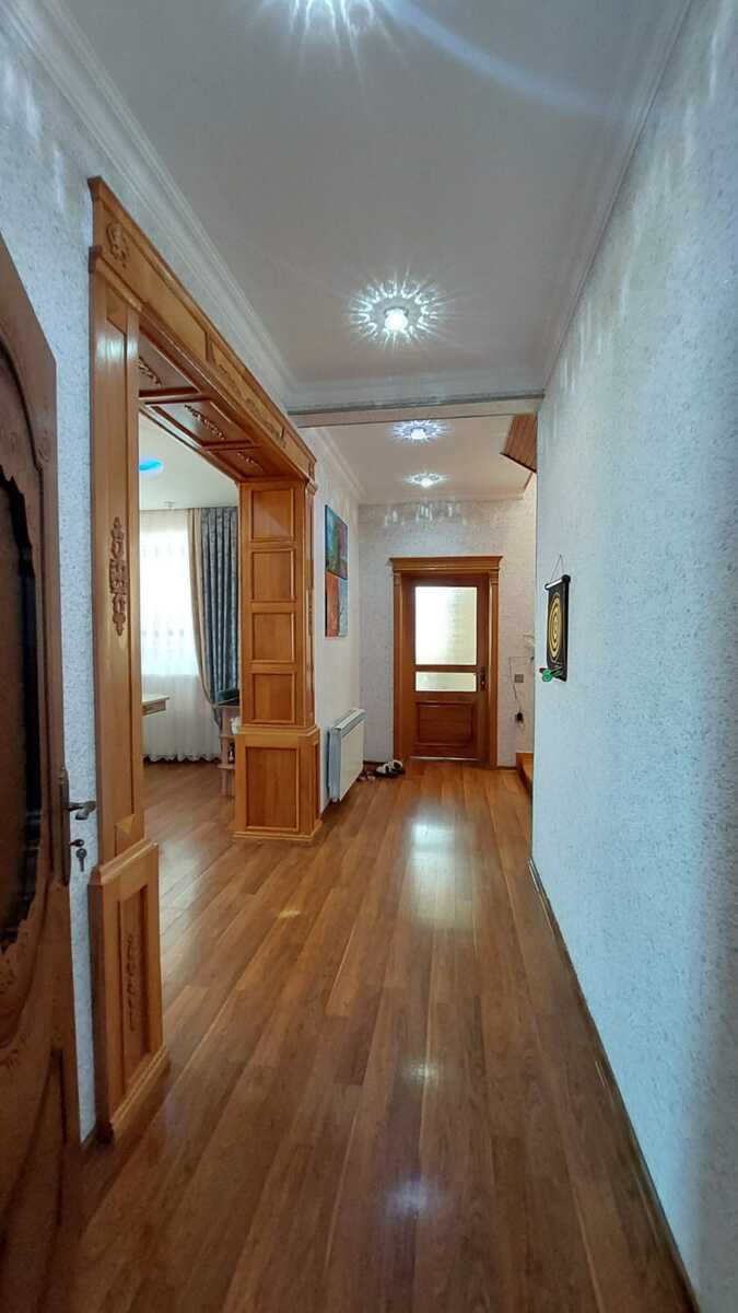Satılır 5 otaqlı həyət evi/bağ evi 200 m² — Ev, villa, Bakı (7)