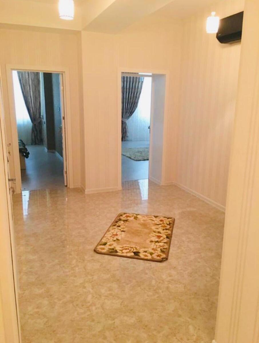 İcarəyə verilir 3 otaqlı yeni tikili 140 m² — Mənzil, Bakı (10)