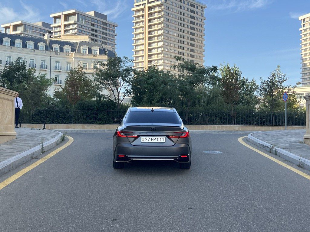Toyota Camry, 2.0 L, 1 kWh, 2025 il, 20 900 km 77-EP-011 — Avtomobillər, Bakı (3)