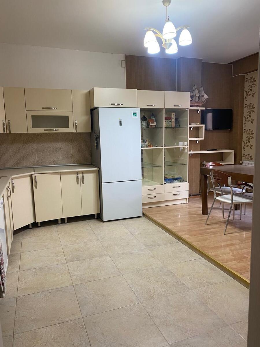 İcarəyə verilir 3 otaqlı yeni tikili 142 m² — Mənzil, Bakı (6)