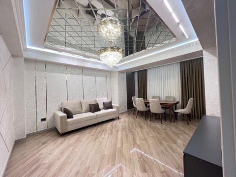 Satılır 3 otaqlı yeni tikili 115 m² — Bakı
