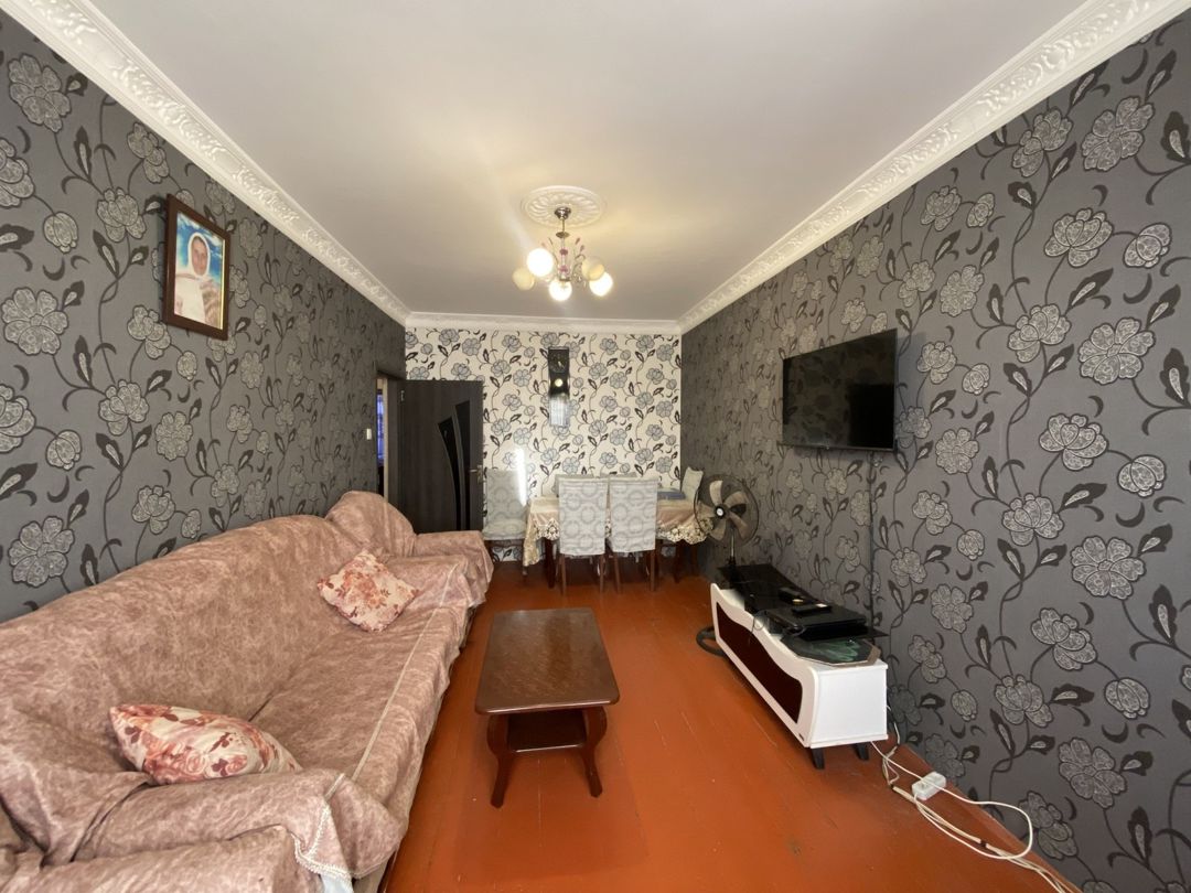 Satılır 3 otaqlı köhnə tikili 75 m² — Mənzil, Bakı (2)