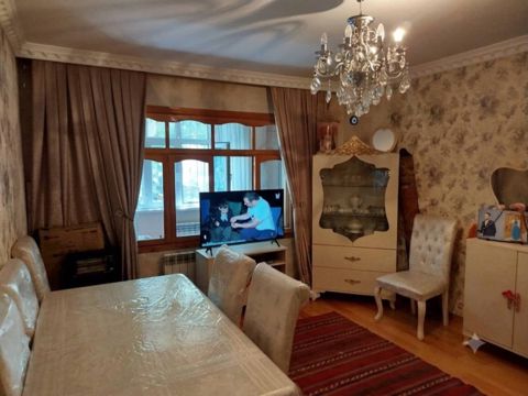 Satılır 2 otaqlı köhnə tikili 56 m² — Sumqayıt