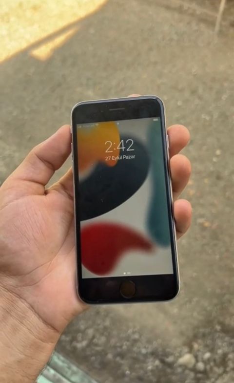Apple iPhone 6S Silver 64GB — Bakı