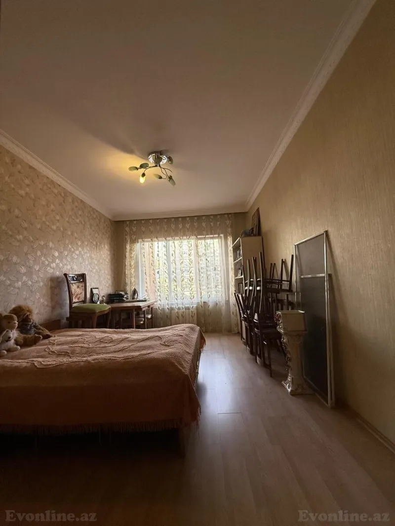 Satılır 4 otaqlı Mənzil Köhnə tikili 100 m² Bakı, Xətai r., Həzi Aslanov m — Mənzil, Bakı (4)
