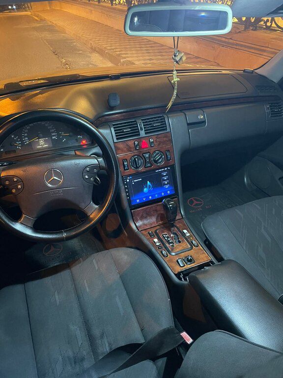 Mercedes E 220, 2.2 L, 2001 il, 563 455 km 99-EP-447 — Avtomobillər, Bakı (7)