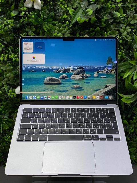 Apple Macbook M3 — Bakı