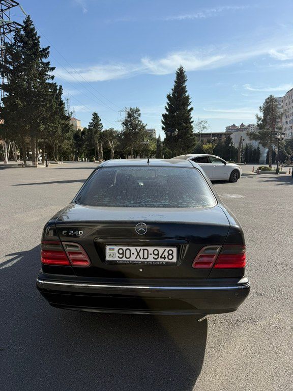 Mercedes E 240, 2.6 L, 2001 il, 409 000 km 90-XD-948 — Avtomobillər, Bakı (5)