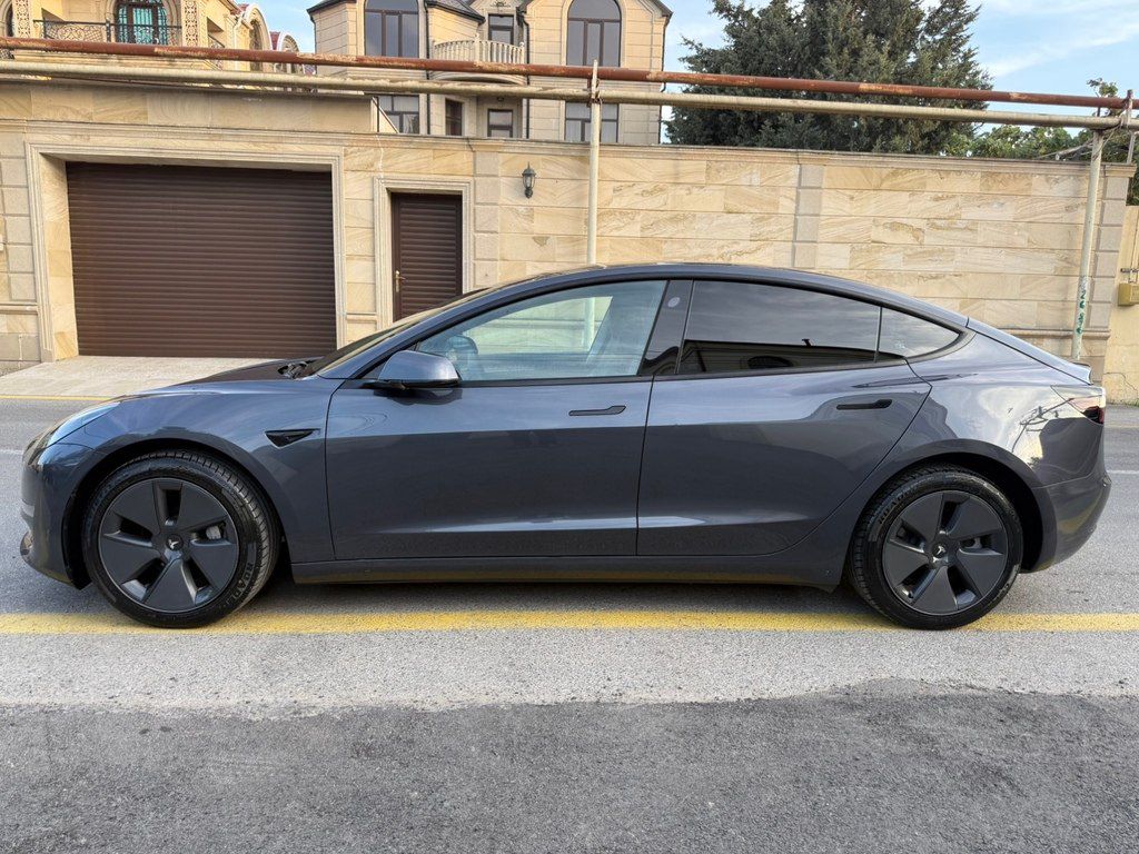 Tesla Model 3, 60 kWh, 2023 il, 65 000 km 88-CY-901 — Avtomobillər, Bakı (4)
