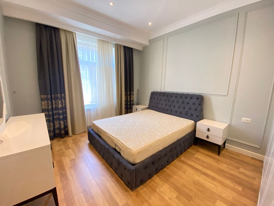 İcarəyə verilir 4 otaqlı yeni tikili 200 m² — Mənzil, Bakı (12)