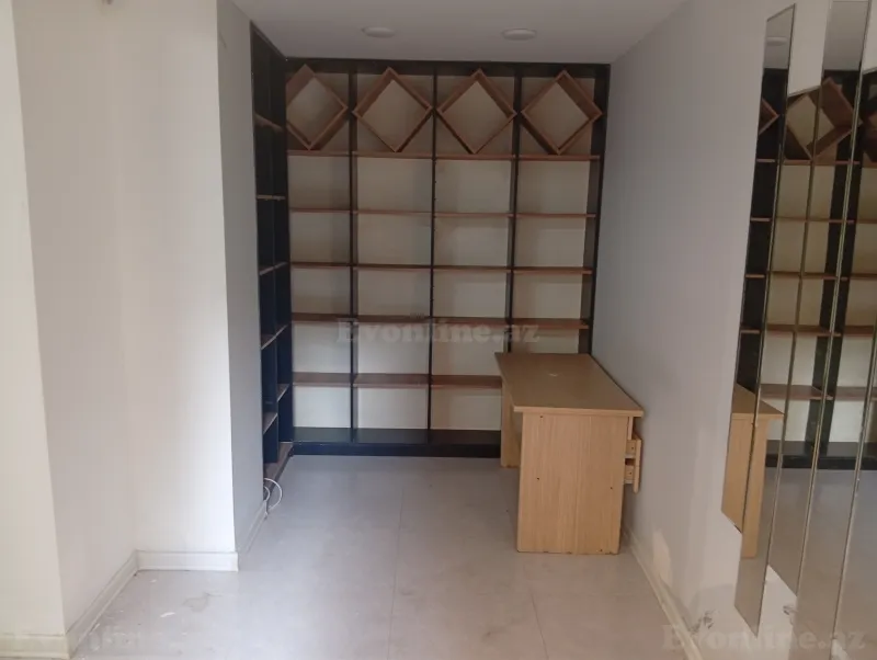 Satılır Obyekt 220 m² Bakı, Nəsimi r., 28 May m — Bakı