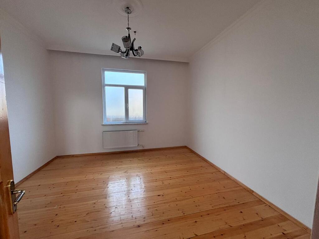 Bağ evi, Mərdəkan qəs — Ev, villa, Bakı (10)