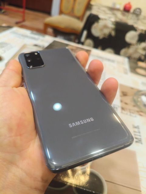 Samsung Galaxy S20 Plus, 256 GB, rəng - Boz, Barmaq izi — Digah