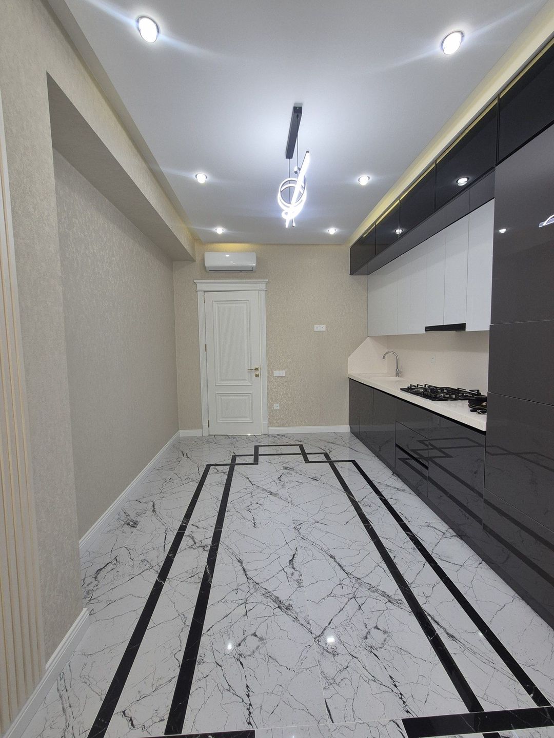 Satılır 3 otaqlı yeni tikili 135 m² — Mənzil, Bakı (11)