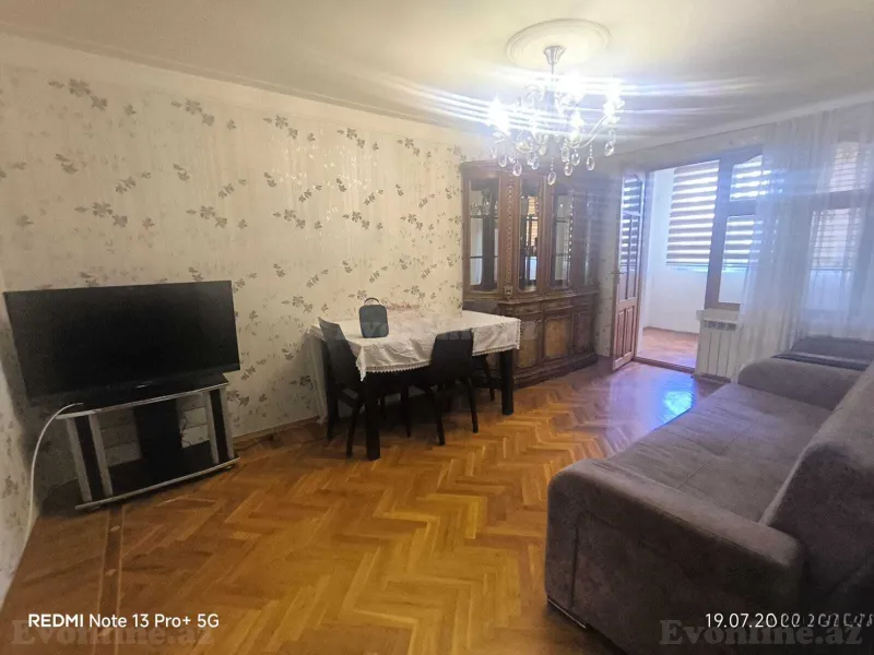 Satılır 3 otaqlı Mənzil Köhnə tikili 75 m² Bakı, Binəqədi r — Bakı