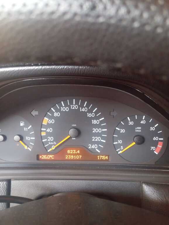 Mercedes E 240, 2.4 L, 1999 il, 239 000 km — Avtomobillər, Sumqayıt (8)