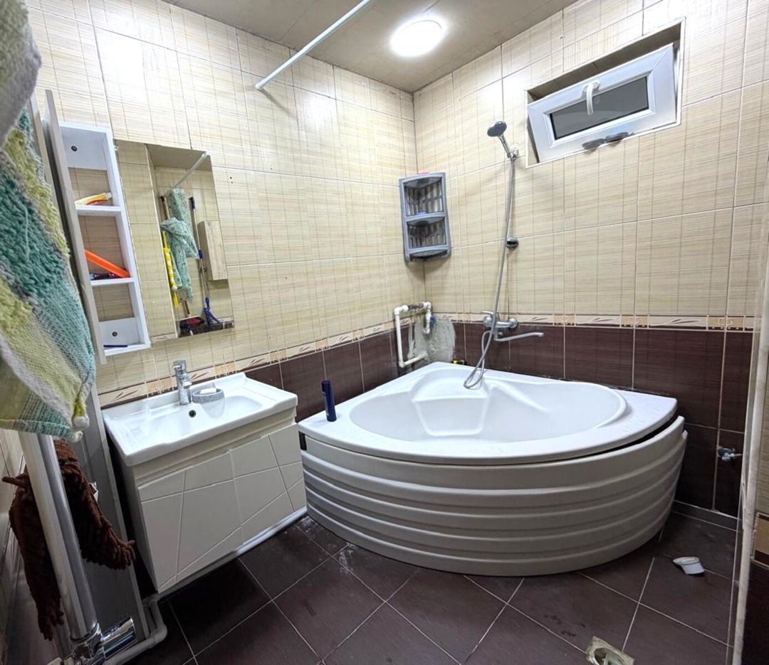 Satılır 3 otaqlı köhnə tikili 90 m² — Mənzil, Bakı (12)