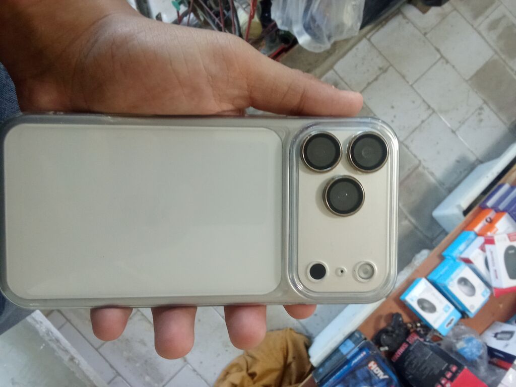 Smartfon üçün qoruyucu kabro - Model: üçlü böyük kamera kəsikli — Çexollər, Bakı (2)