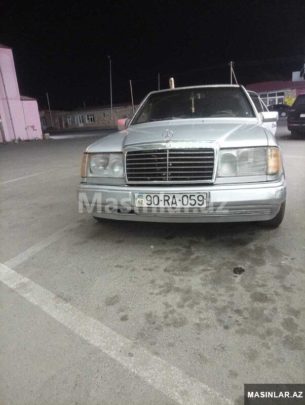 Mercedes E class, 1992 il 90-RA-059 — Avtomobillər, Bakı (2)