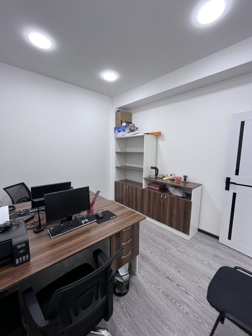 Af mall t/m 2-ci mərtəbə Shikh Jafarli Group (Ofislərin uzunmüddətli — Ofis, Bakı (4)