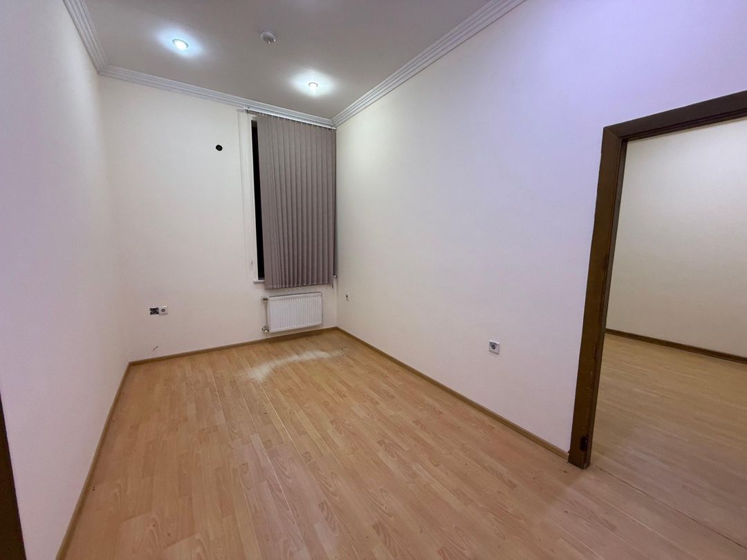 İcarəyə verilir 8 otaqlı ofis 255 m² — Ofis, Bakı (8)