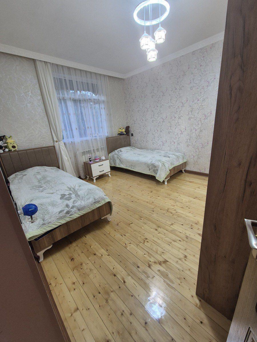 Satılır 5 otaqlı həyət evi/bağ evi 150 m² — Ev, villa, Bakı (2)