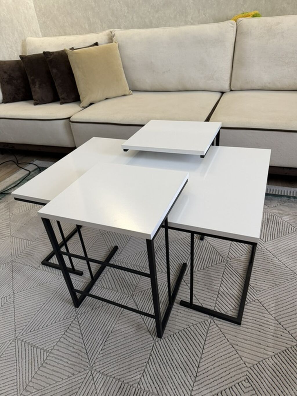 Jurnal masası, Yeni, Açılmayan, Kvadrat masa — Masalar, Xırdalan (2)