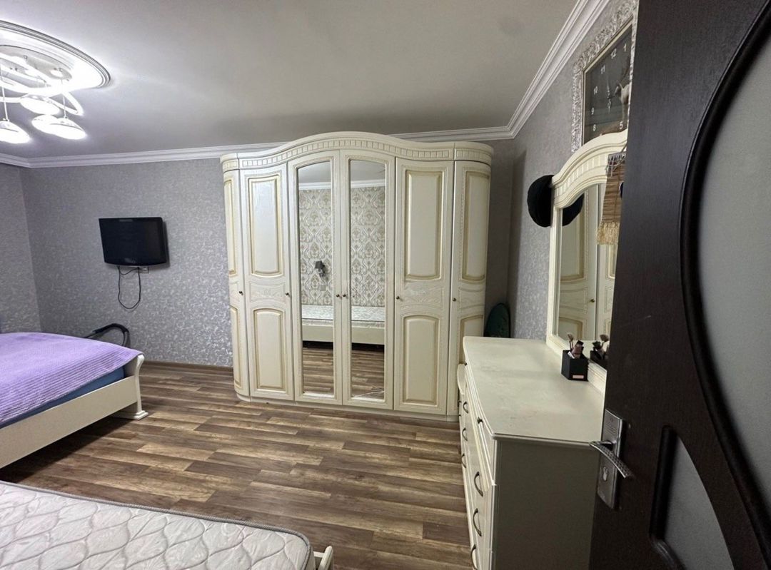 Satılır 4 otaqlı köhnə tikili 90 m² — Mənzil, Bakı (2)