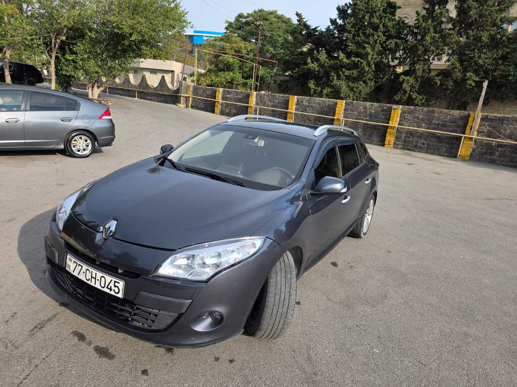 Renault Megane, 1.5 L, 2011 il, 301 000 km 77-CH-045 — Avtomobillər, Bakı (10)