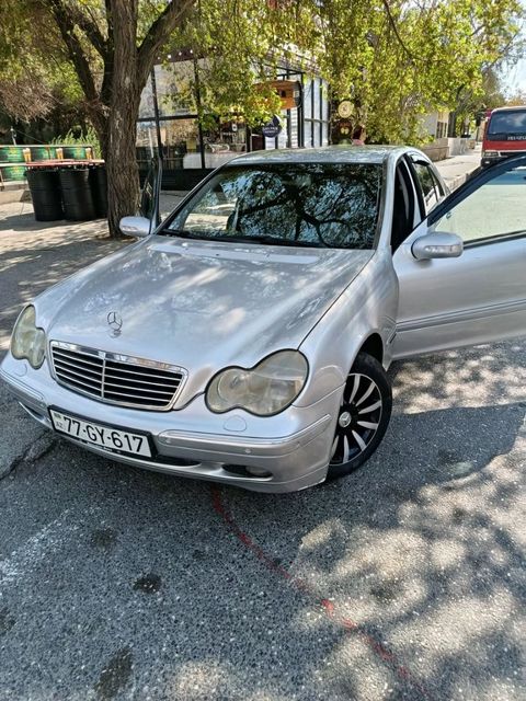 Mercedes C 240, 2.6 L, 2000 il, 518 000 km — Bakı