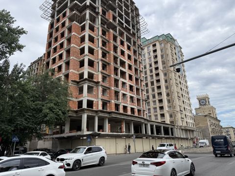 Satılır 2 otaqlı yeni tikili 84.3 m² — Bakı