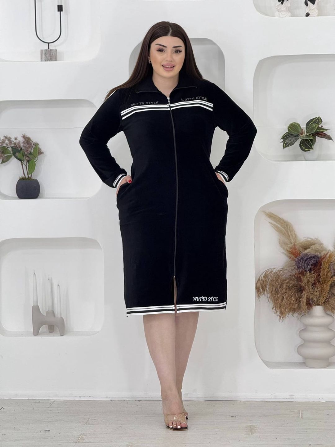 Qadınlar üçün ev xələti, qara, velür, ölçü 6XL — Mallar, Bakı (2)