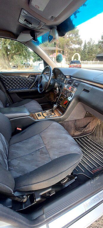 Mercedes E 220, 2.2 L, 2000 il, 300 000 km 99-GE-684 — Avtomobillər, Mingəçevir (9)