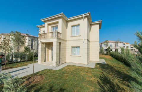 Satılır 5 otaqlı həyət evi/bağ evi 400 m² — Bakı