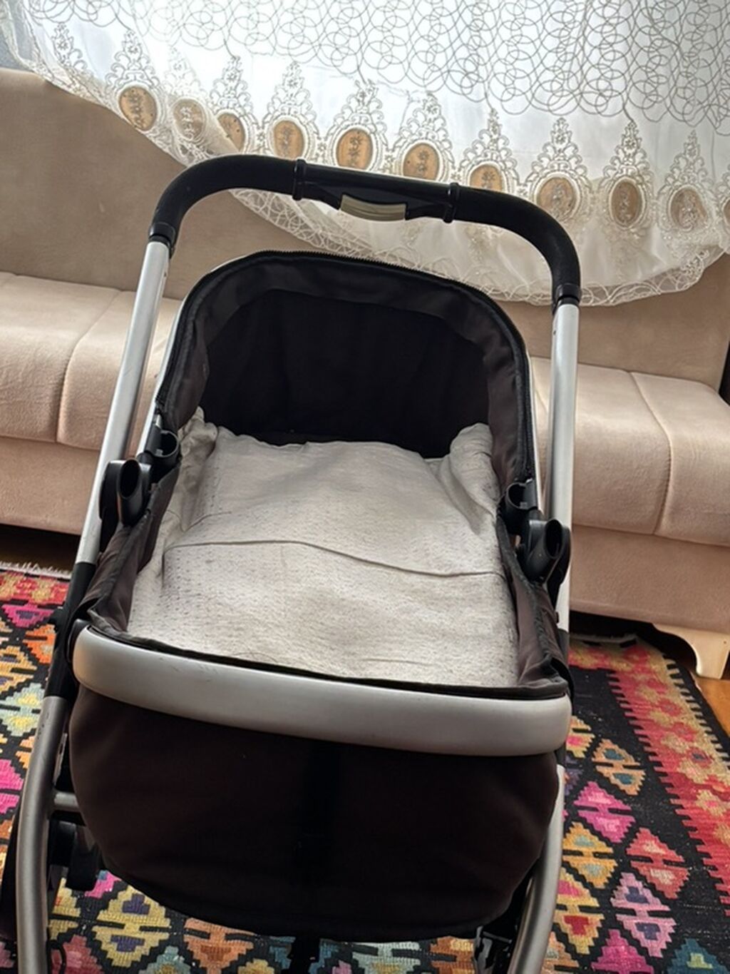 Chicco markalı uşaq arabası satılır. Model həm uzanma bölməsi, həm də — Arabalalar, Sumqayıt (2)
