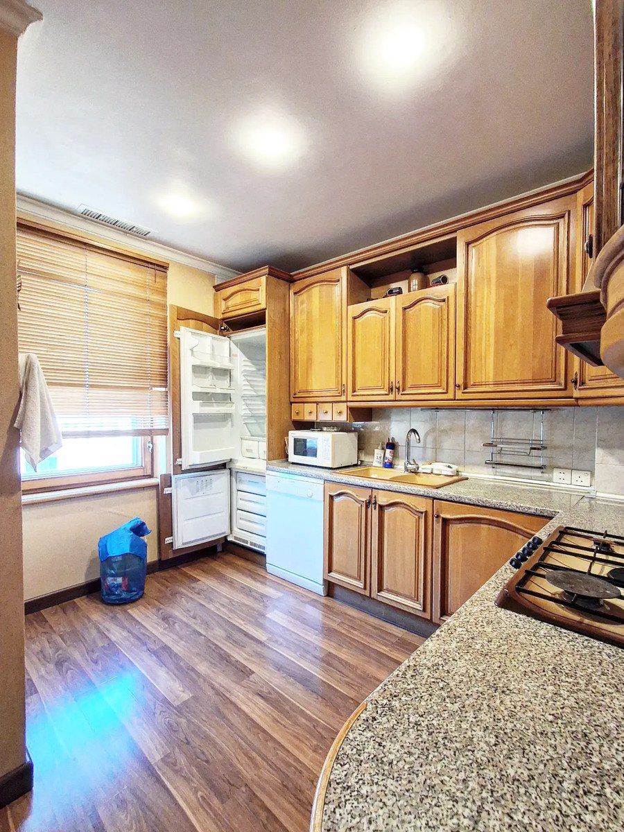 Satılır 3 otaqlı köhnə tikili 200 m² — Mənzil, Bakı (5)