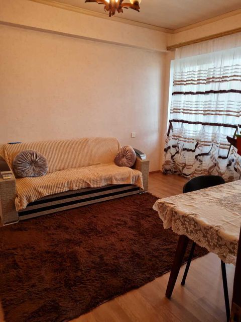 Satılır 2 otaqlı köhnə tikili 65 m² — Bakı